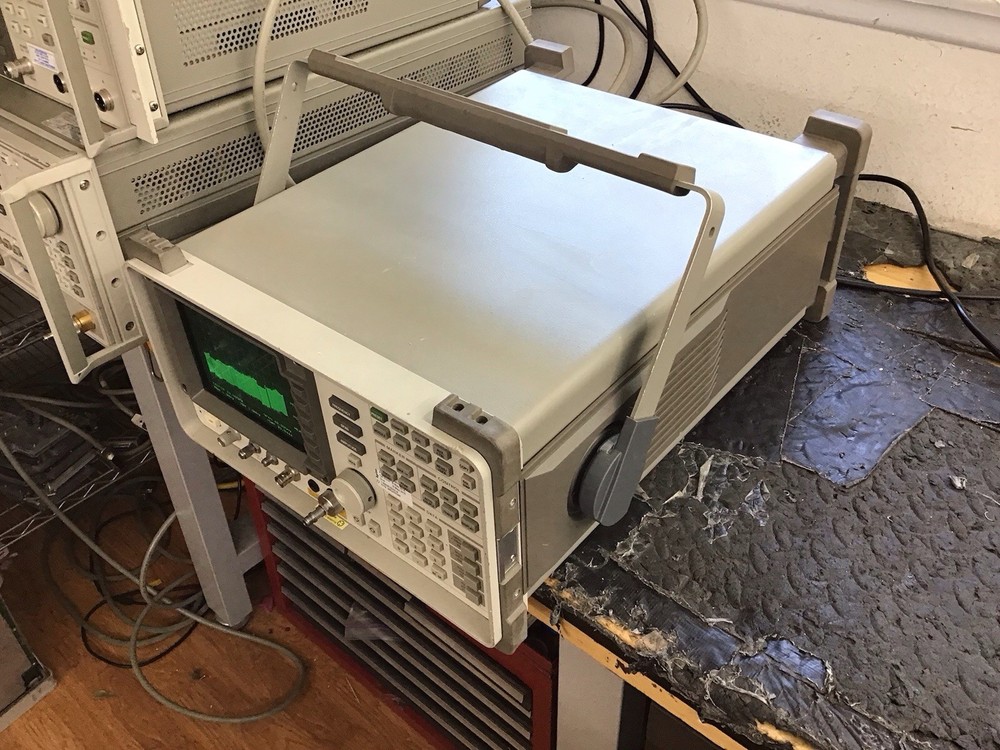 HP Agilent 8564E Spectrum Analyzer 9kHz-40GHz