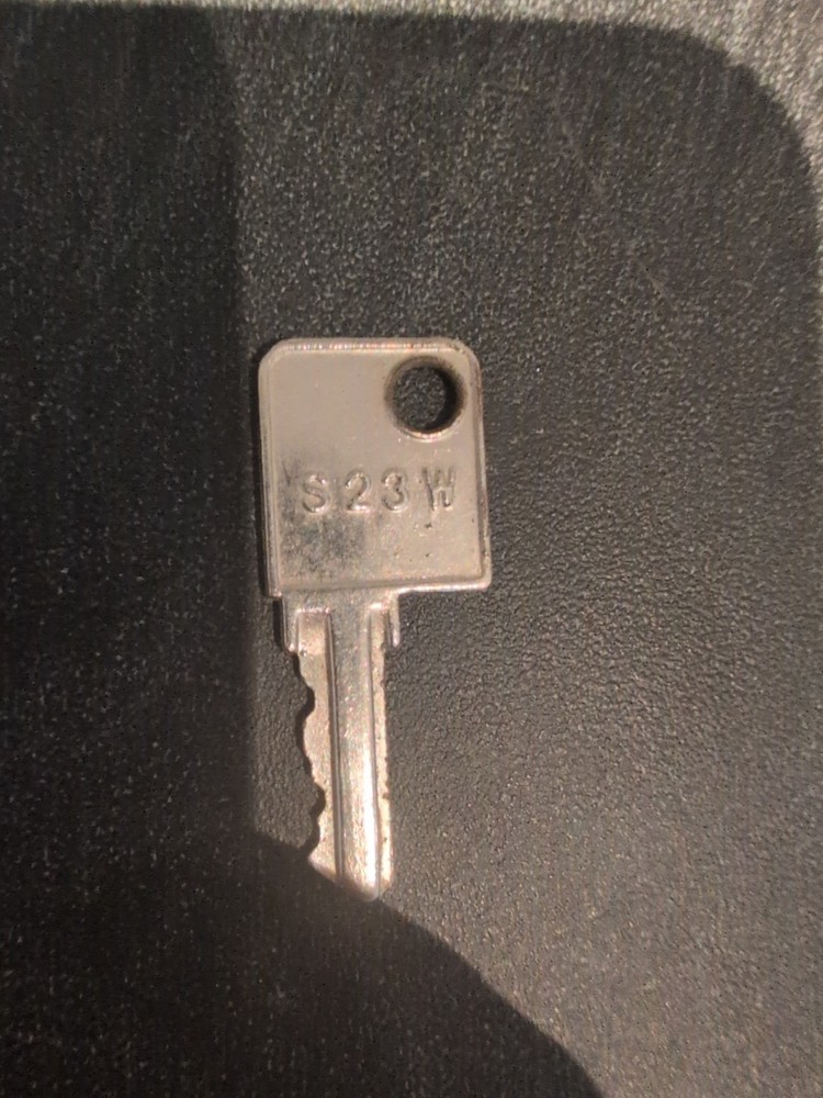 Hirsch Industries Jeh S23W