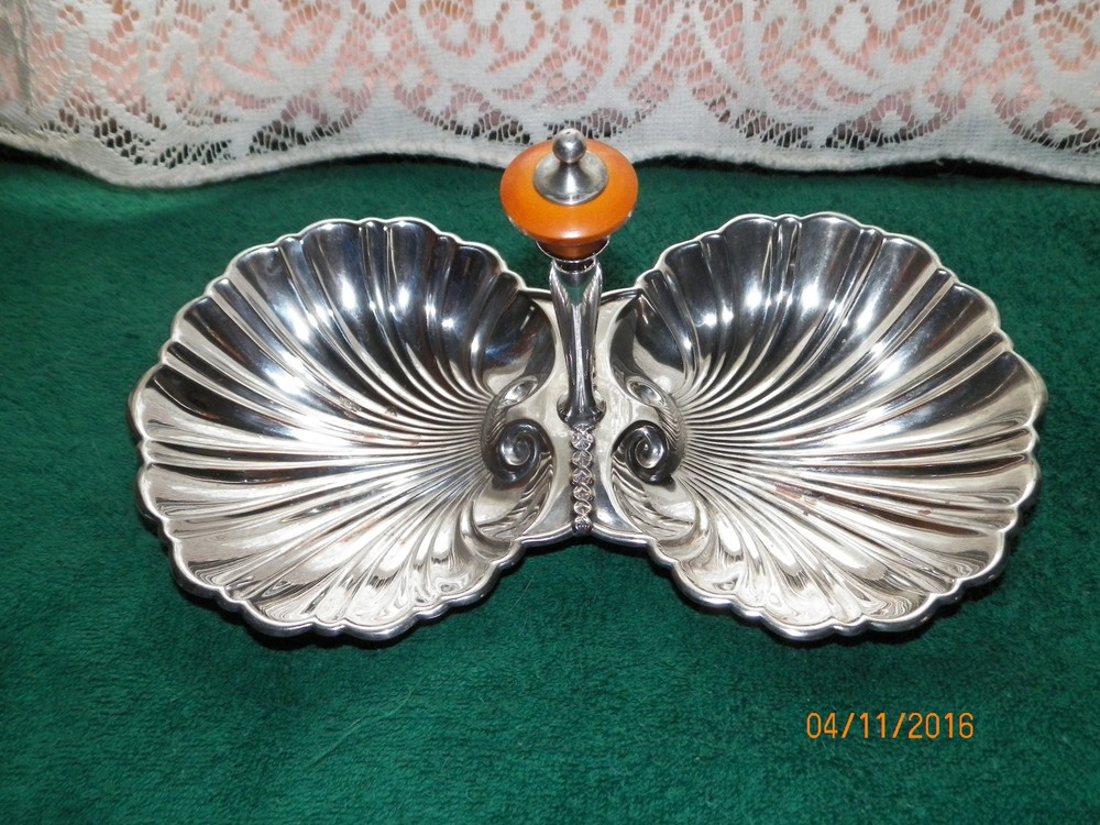 VINTAGE , ART DECO, DLB. SCALLOPED SHELL, SILVER PLATE , HANDLED CANDY DISH
