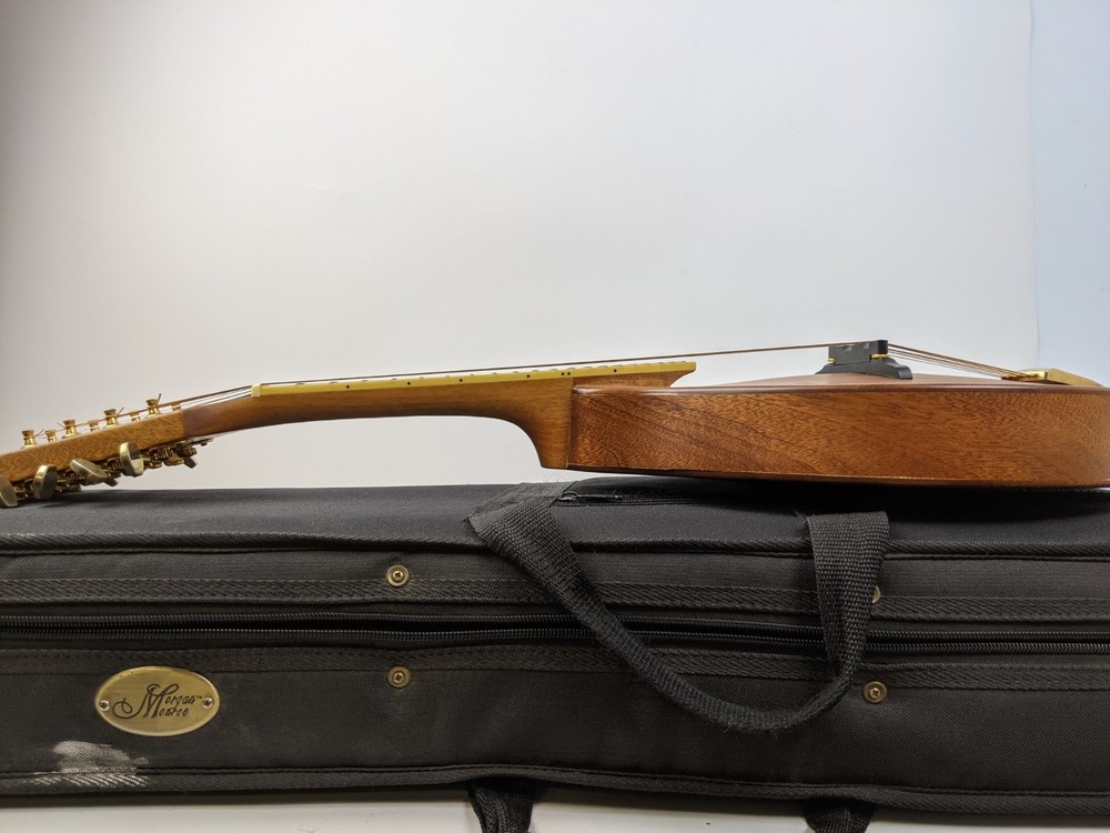 MORGAN MONROE MANDOLIN Model # MAM-200 With Case