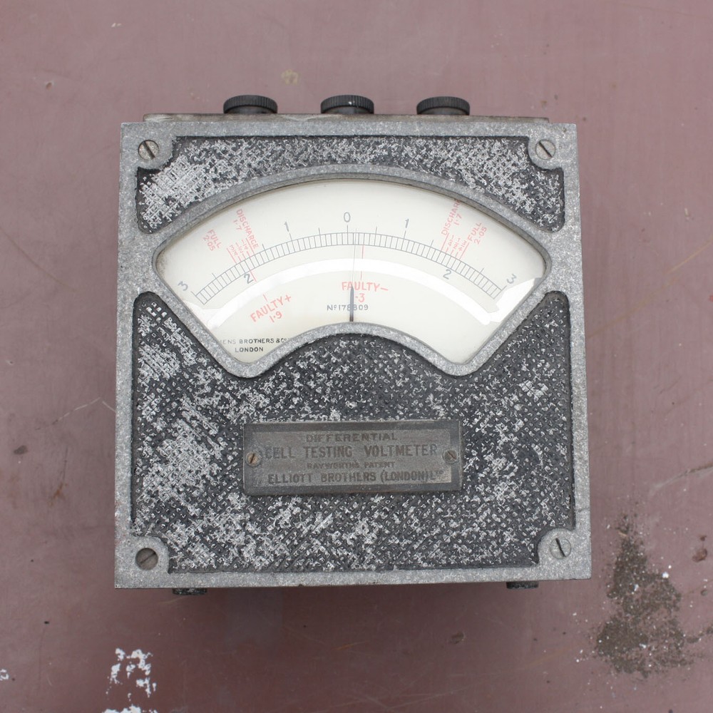 Vintage Elliott brothers Differential Cadmium Cell Testing Voltmeter