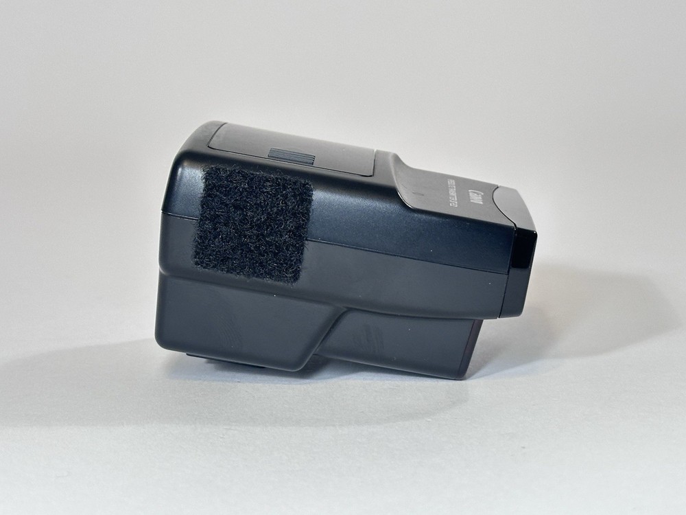 Canon Speedlite Transmitter ST-E2 Infrared Flash Controller w/ Case