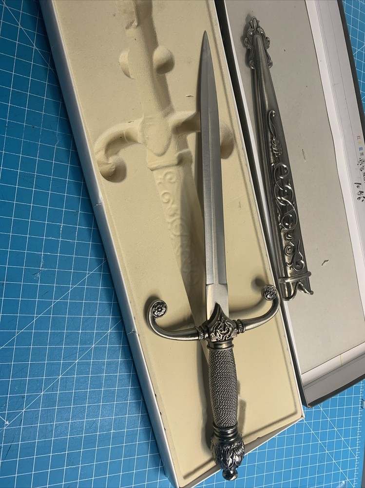 Knights Dagger Art No. Ck069 Stainless