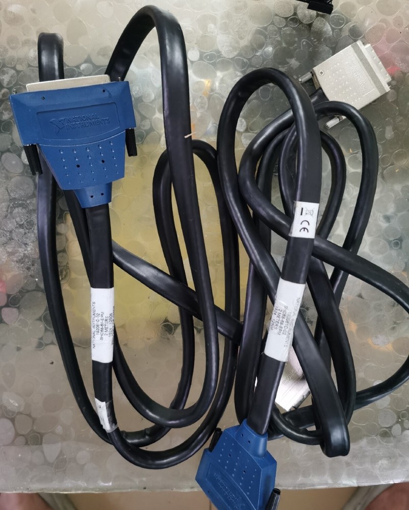 NI USB-6361 Multifunction I/O Device (Tested and working)2 cables
