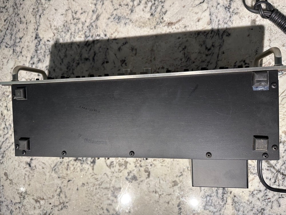 PHASE LINEAR Model 1100 Series Two Parametric Equalizer w/Rack Handles USA Made