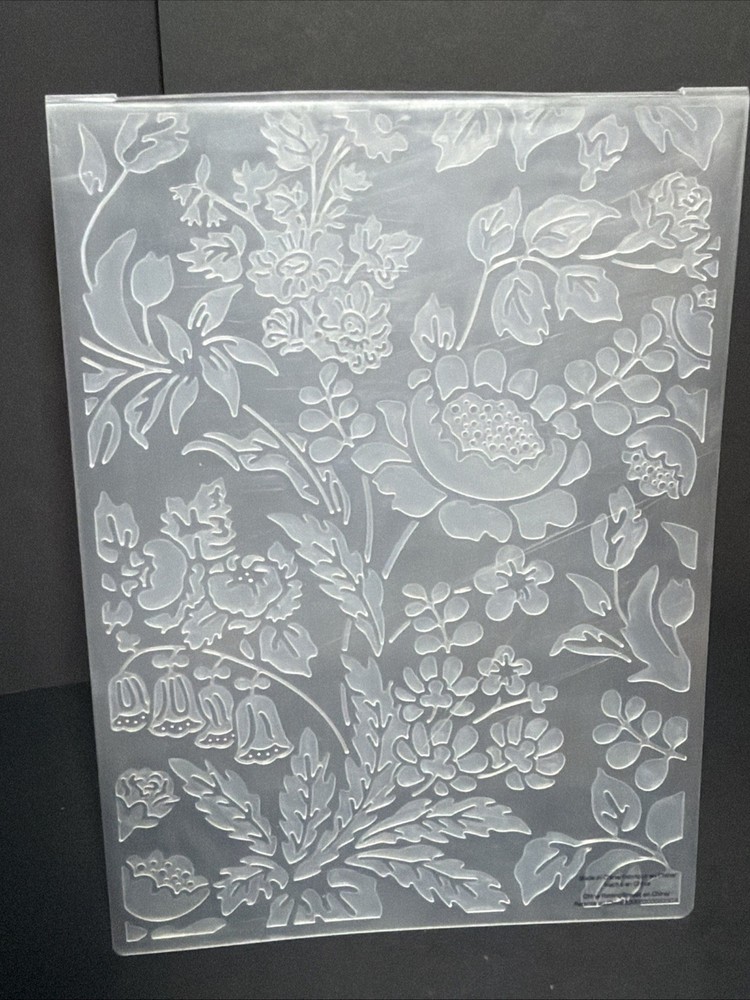 Cricut Cuttlebug Embossing Folder - Wildflower