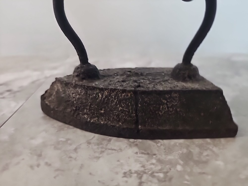 Vintage cast iron iron