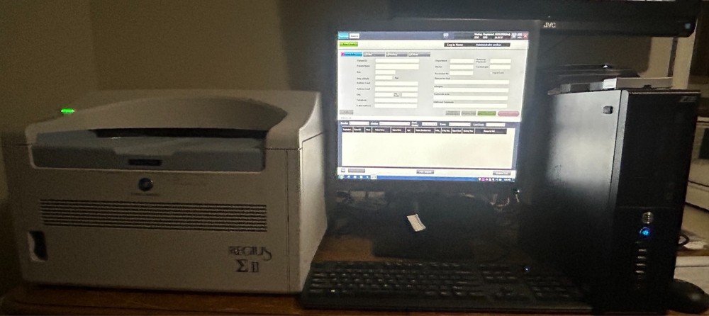 Konica Sigma CR Imaging System with Workstation & Cassettes