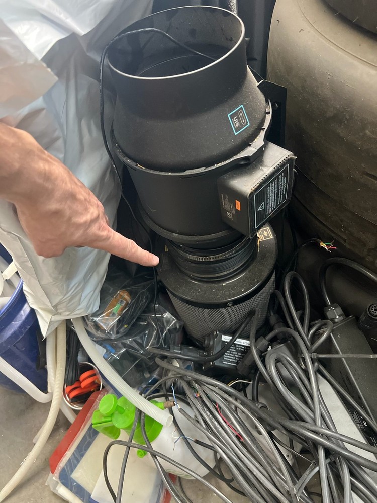 Inline fan + controller Vivosun 6” filter