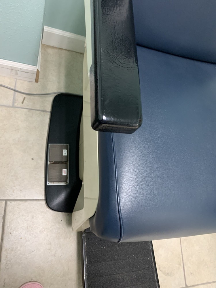 optometrist exam chair & stand