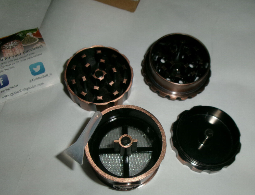 Golden Bell Skull Pattern 4 layer Herb Grinder