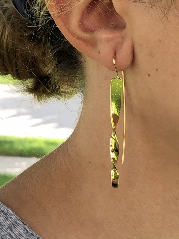 Twisted Bar Dangles