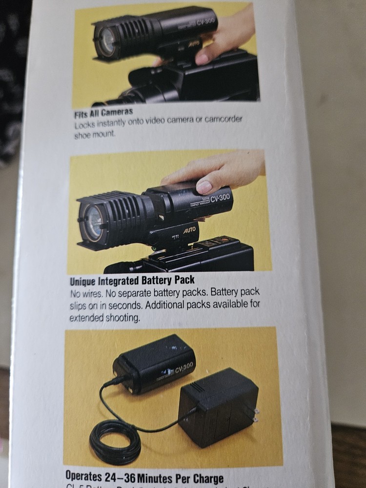 Auto Sensor Video Light Sunpack Auto CV-300