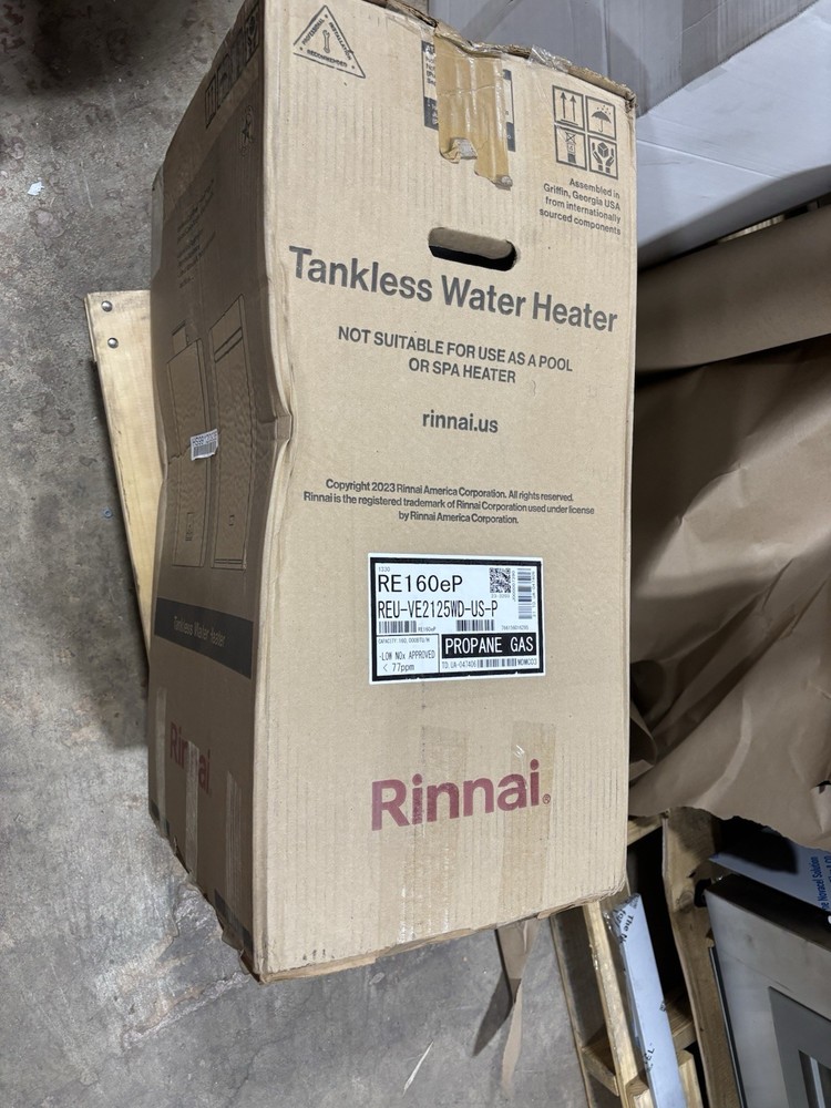Rinnai RE160eP Outdoor Tankless Water Heater Propane Gas 160K BTU open box