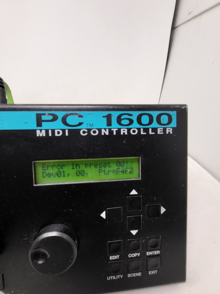Peavey PC1600 MIDI Control Surface Powers On Error Message Tested READ PARTS