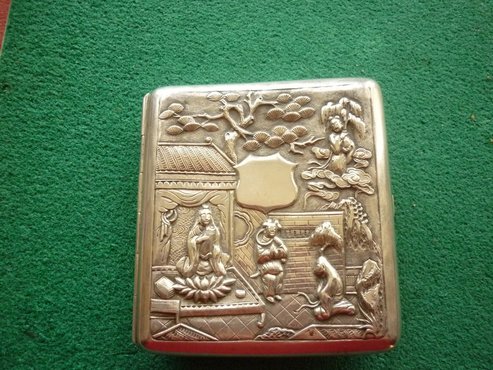 Fine Antique Chinese Dragon Solid Silver Cigarette Case