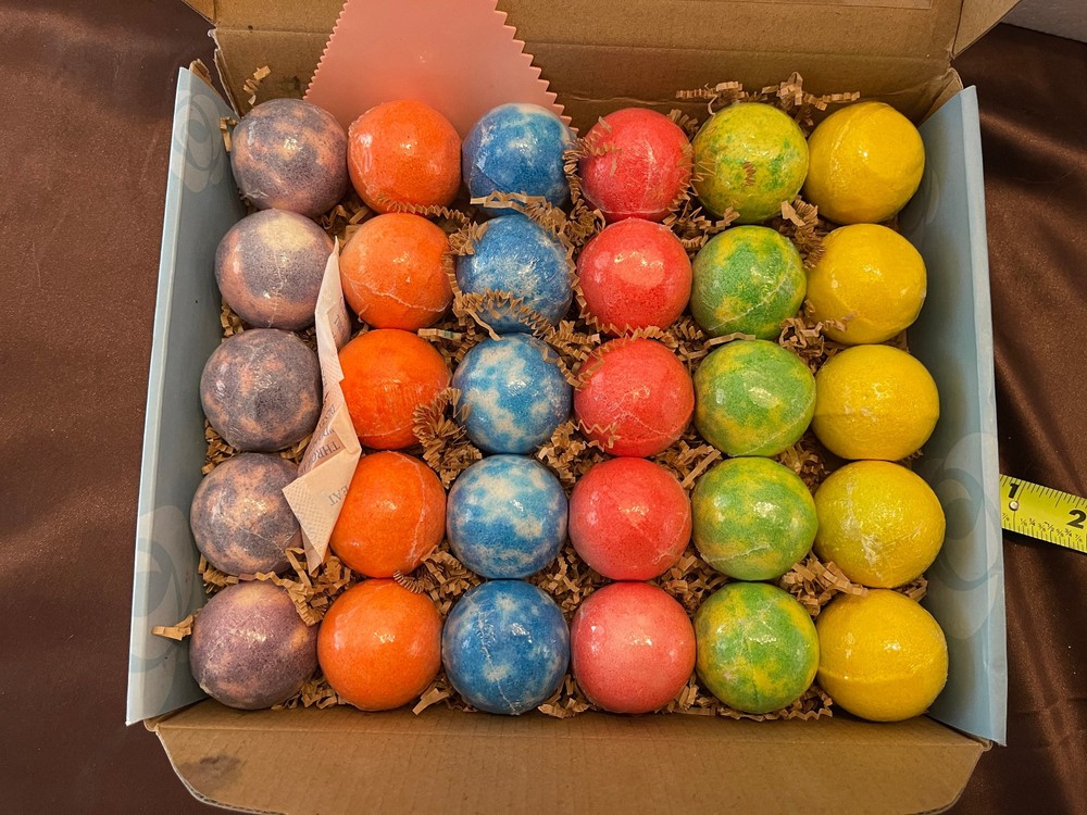 Pick Mora 30 piece Bath Bomb Gift Set