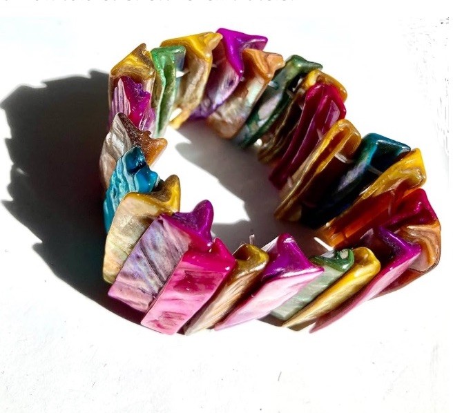 Shell Stretch Bracelet Take The Beach To Work