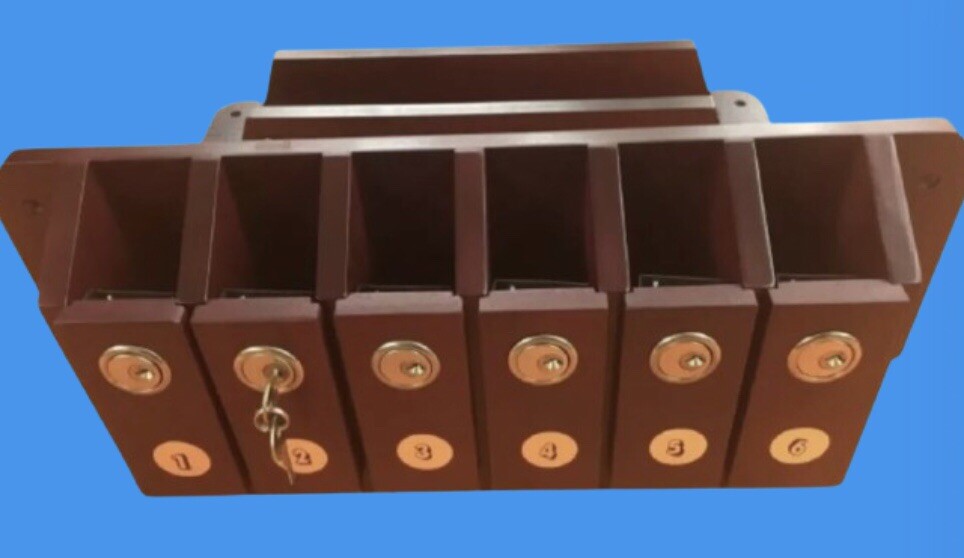 CUE STICK HOLDER LOCKABLE WITH 6 DIFFERENT LOCKS  ** WALL MOUNTED.