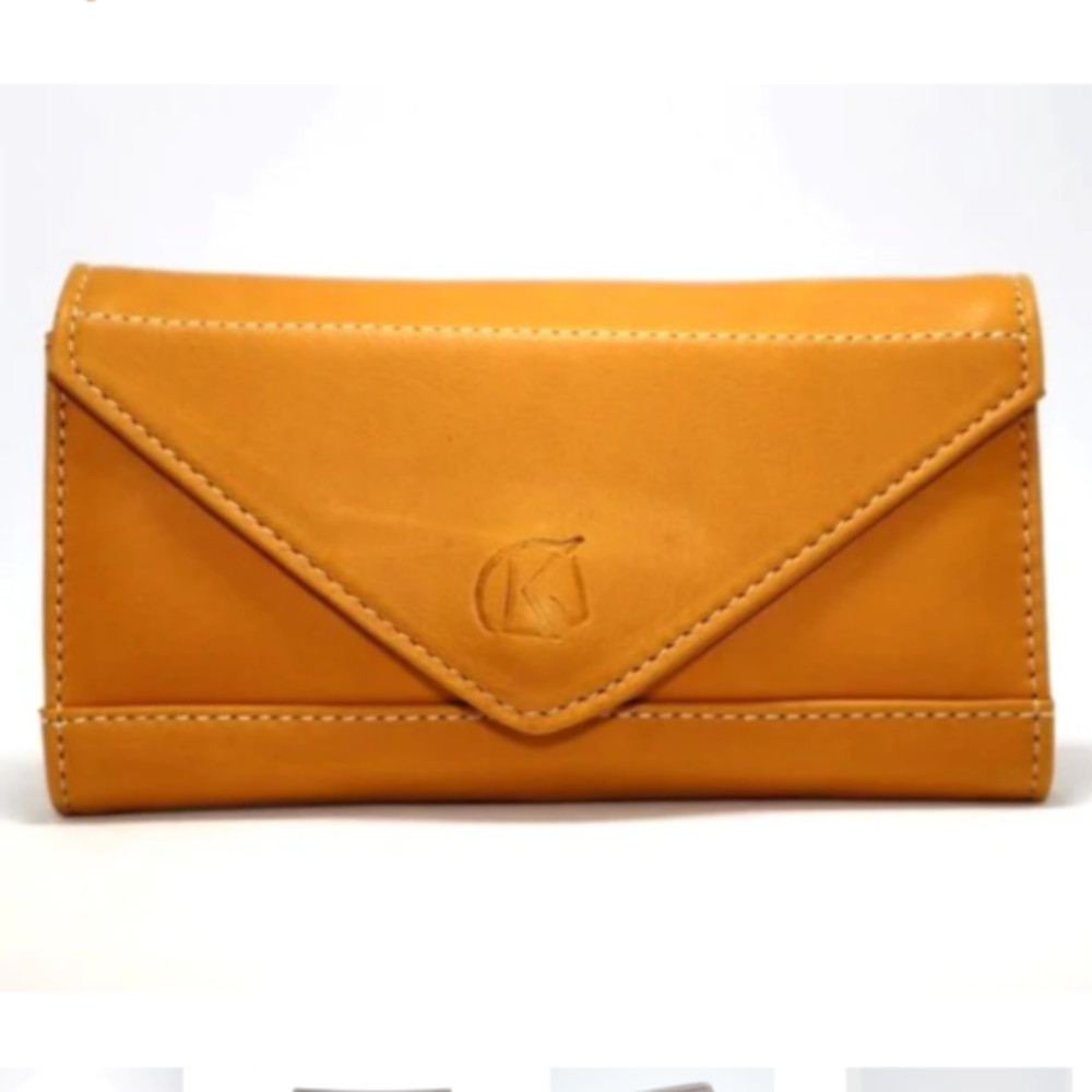 KL Select Phone Pockets