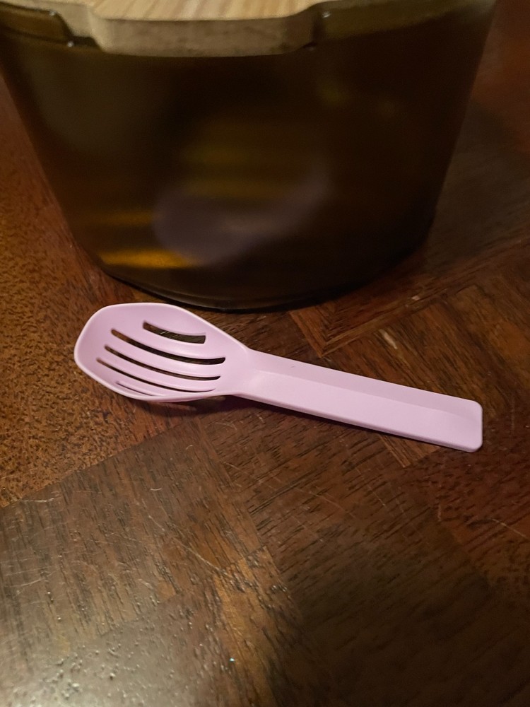 hamster sand bath, box shaped, red comes with sifter