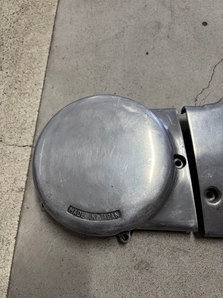 SR400 Crankcase Sprocket Cover