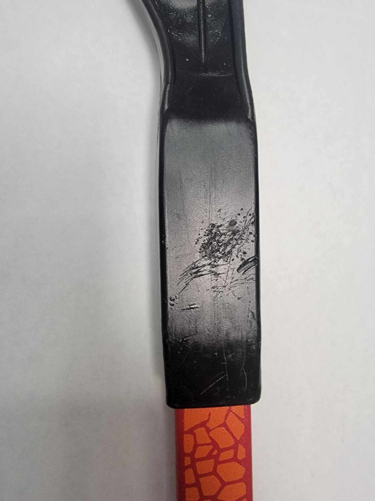 SENECA PYTHON Hockey stick red black
