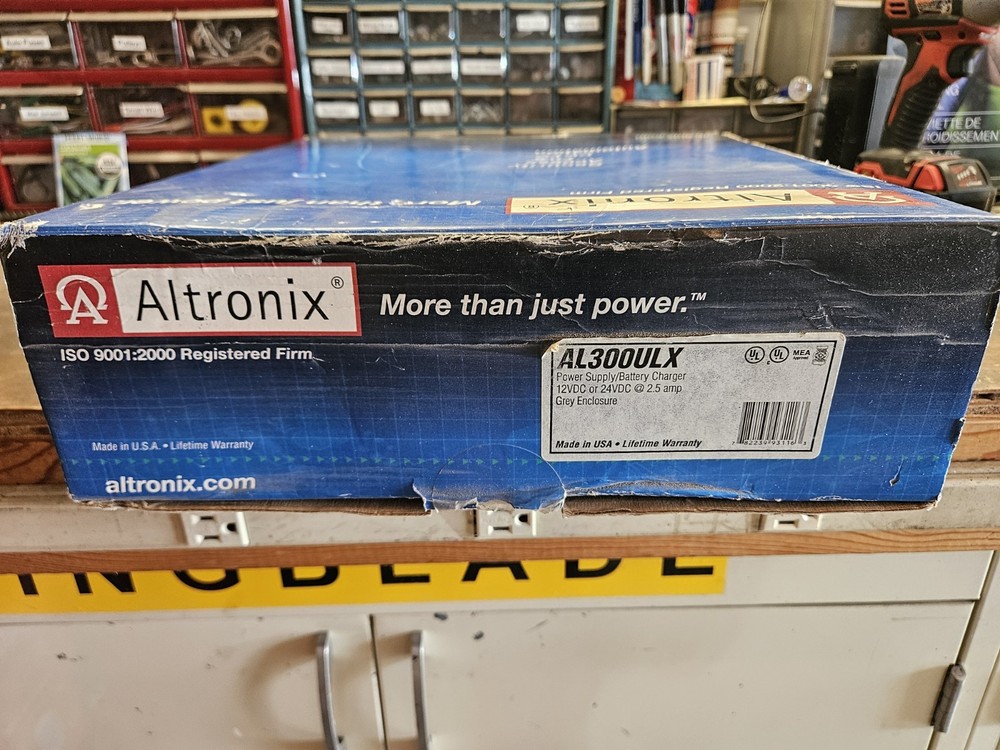 Altronix AL300ULX  Power Supply Access Power Controller