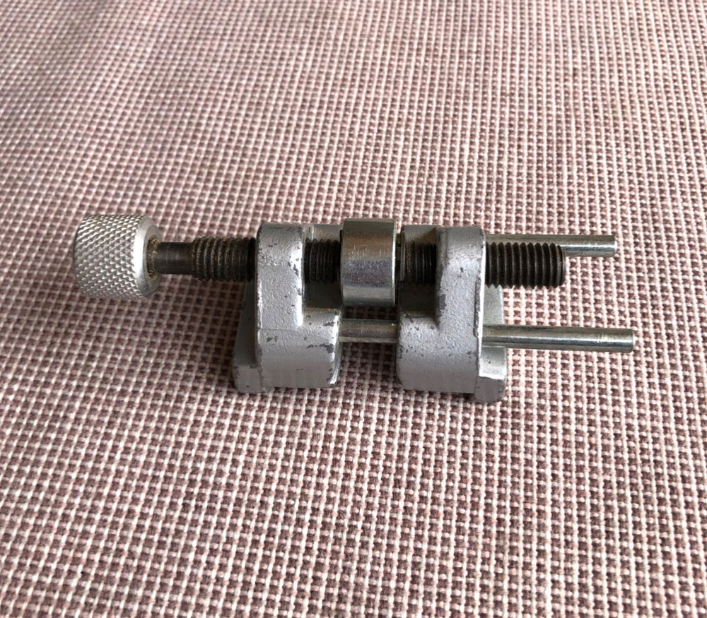 Vise, Woodworkers Chisel or Plane Iron Projection Sharpening or Honing Vise