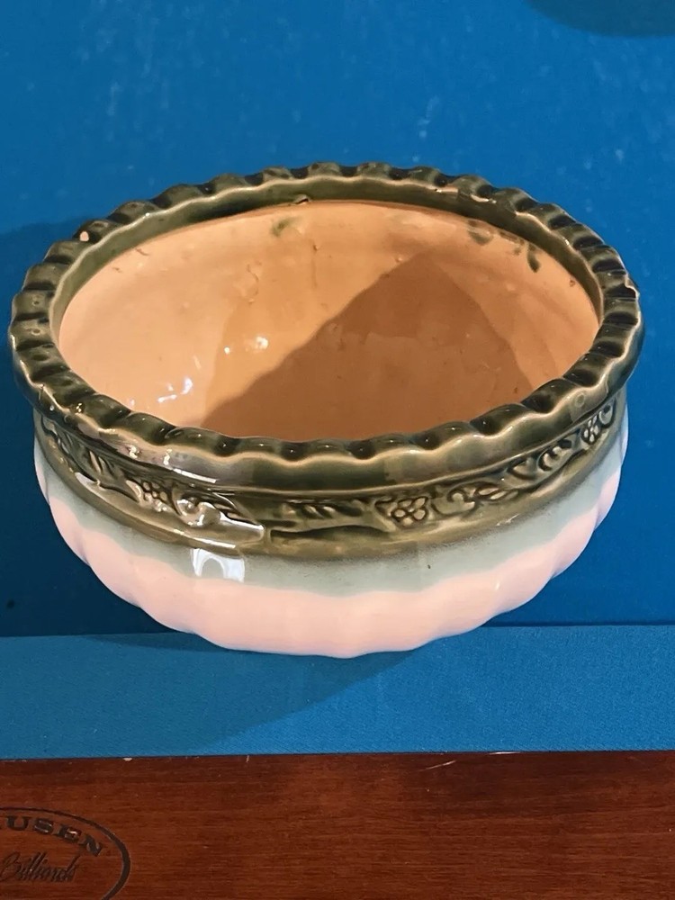Arnel’s Flower & Vine Planter Bowl