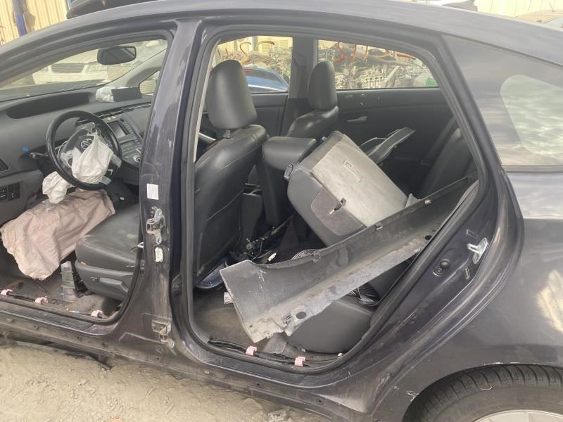 PRIUS 2011 LH REAR DOOR LATCH 31450