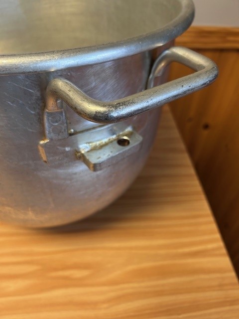 Hobart Retinned 30 Qt Bowl