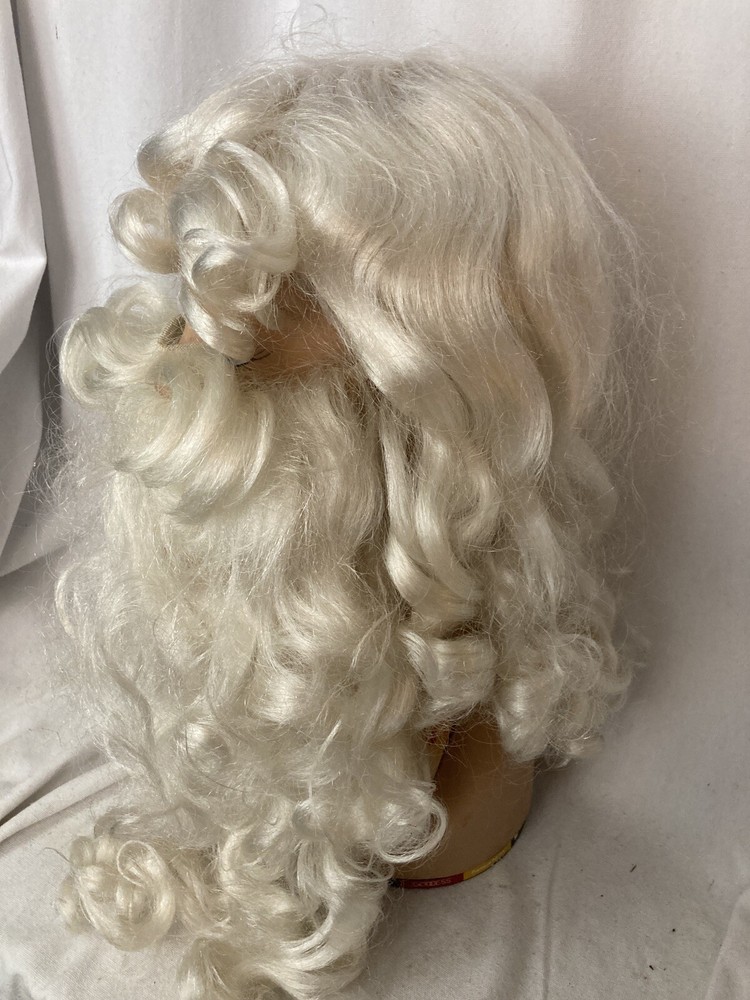 Really Nice Santa Wig and Beard QUALITY!