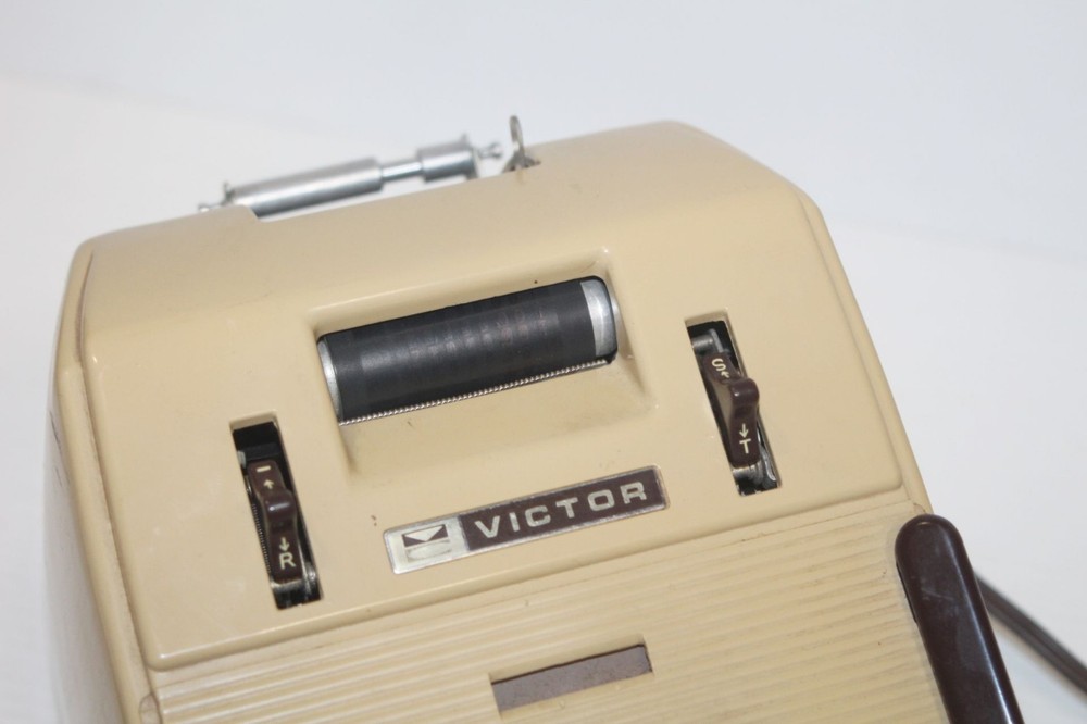 Vintage Victor Comptometer 7 82 54 Adding Machine Calculator Office Desk Pro