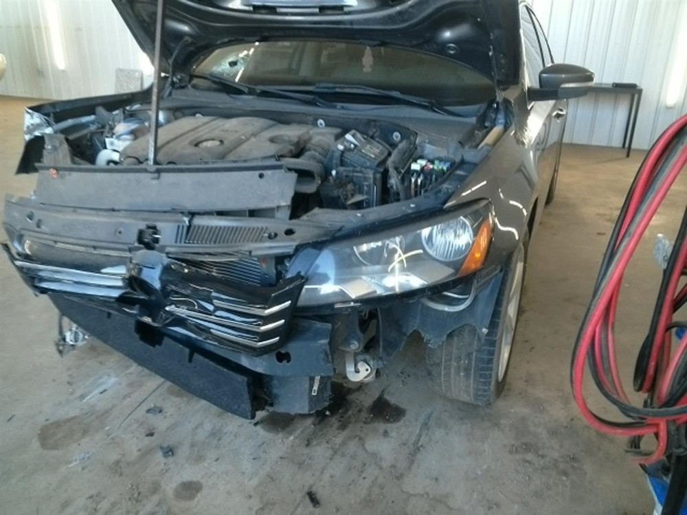 PASSAT 2013 High Mounted Stop Light 104925612