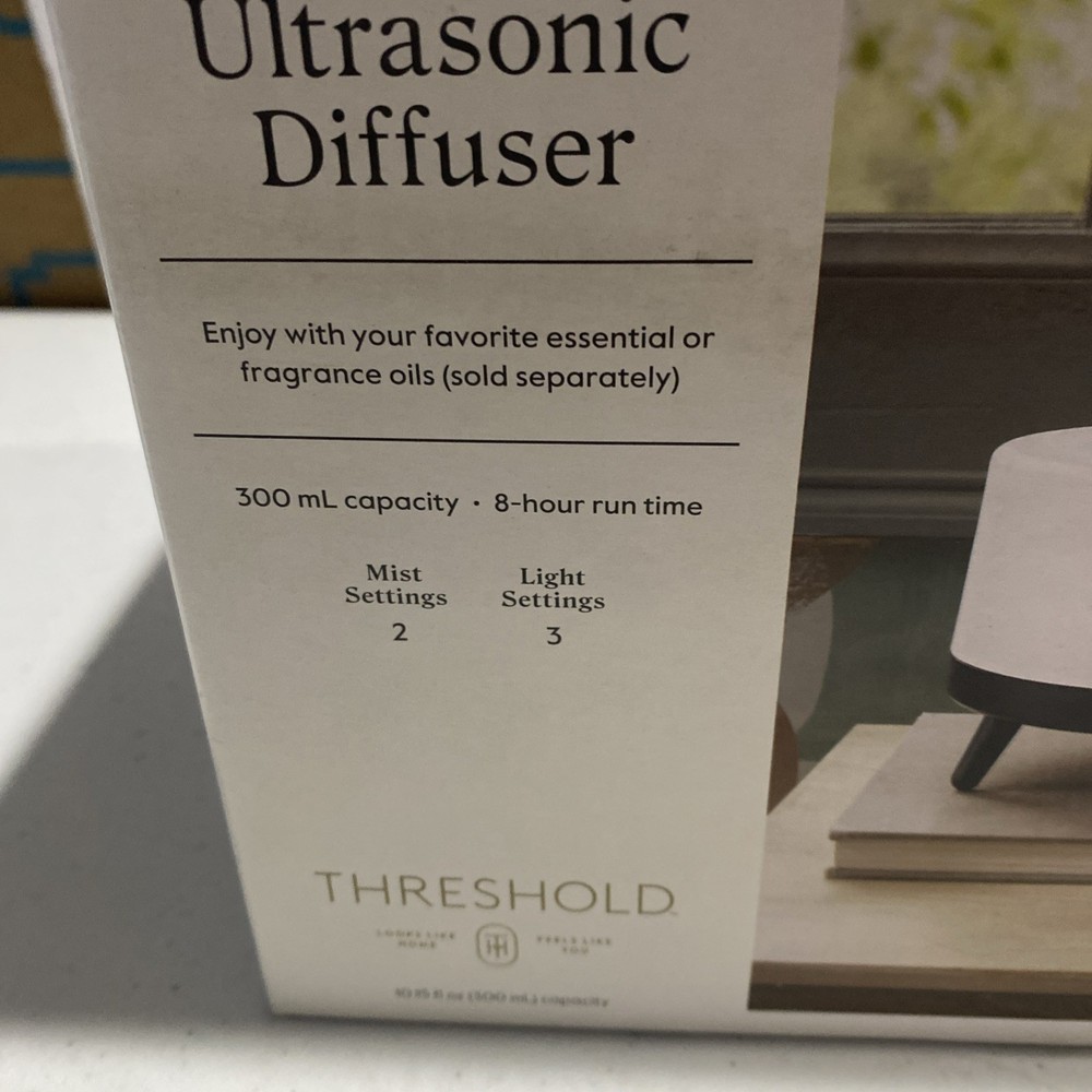 300ml Mid-Century Large White and Black Footed Base Diffuser -