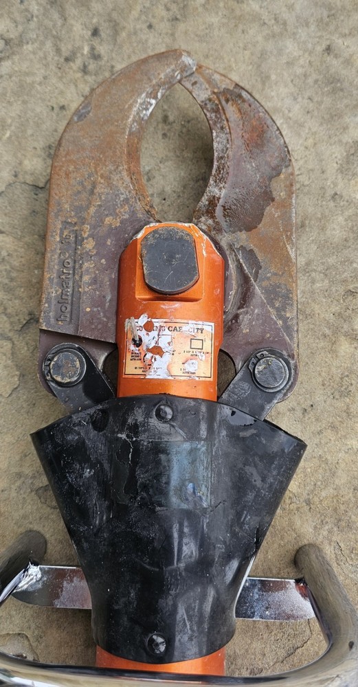 Holmatro 2001-UL Cutter Rescue Tool
