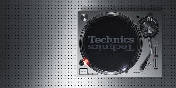 Technics SL-1200MK7-S Direct Drive Turntable System Silver NEW