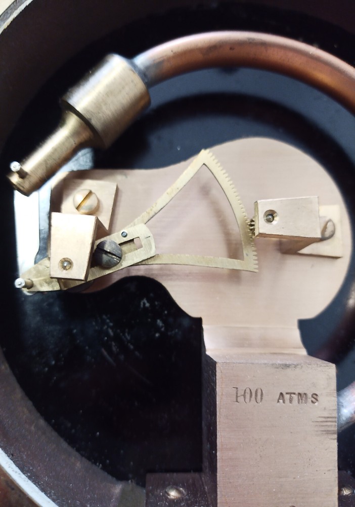 J & E Hall. Compression manometer Dartford, Kent. Original Vintage