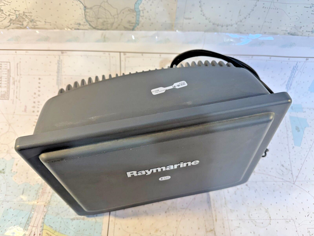 Raymarine E120 E02013 GPS Chartplotter Multifunction Display ONLY; Tested