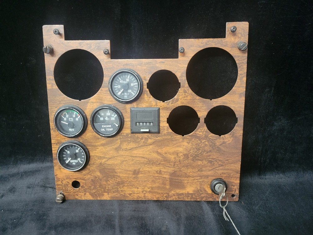 Peterbilt 330 Instrument Cluster