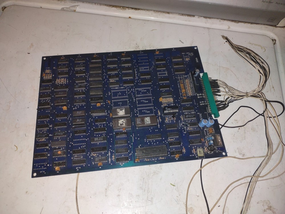 unknown arcade pcb with harness not jamma #5012