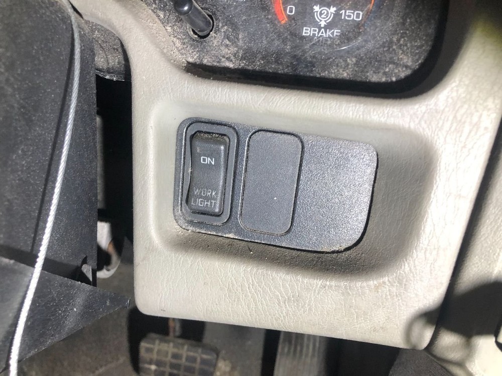 International DURASTAR (4300) SWITCH Dash Panel - Used