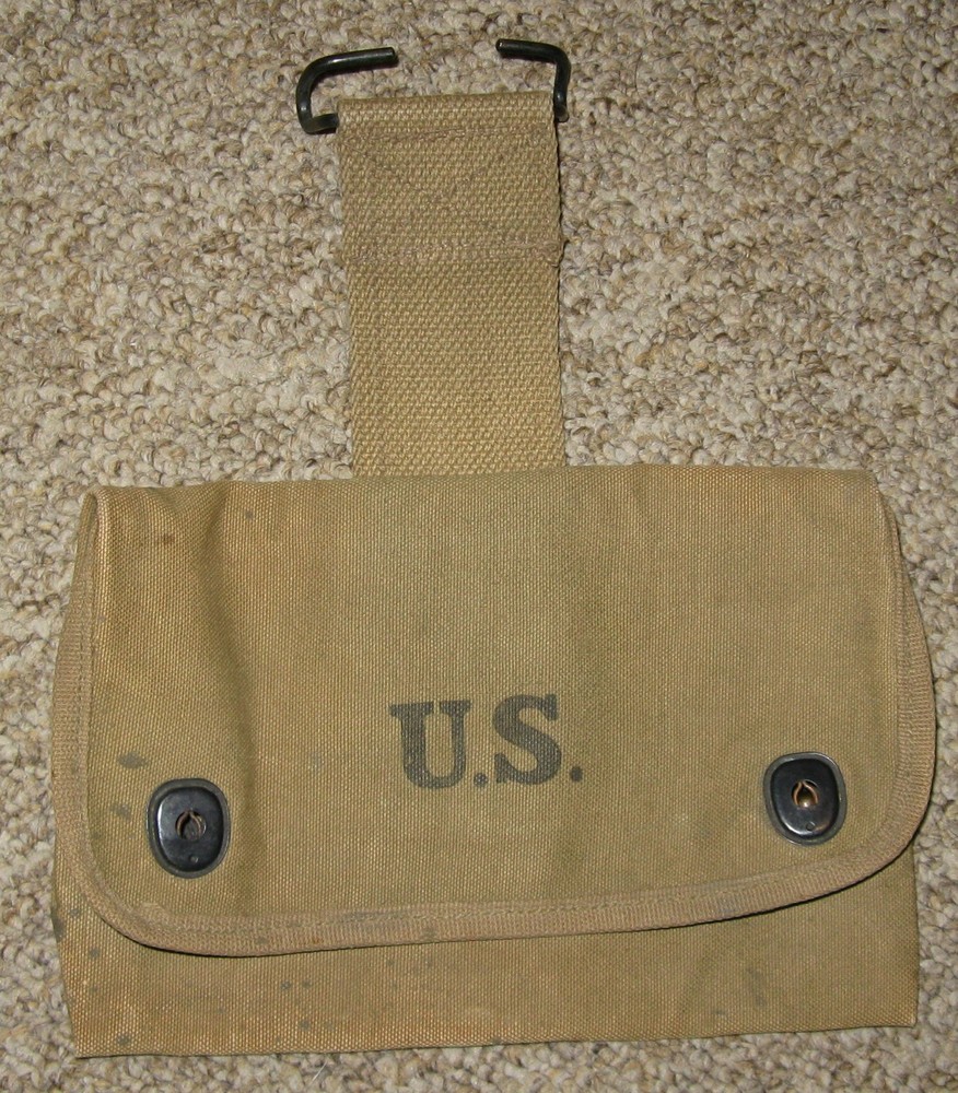 WWI Grenade Pouch, 1917 Date