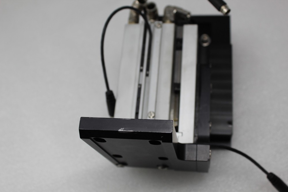 COMPACT AUTOMATION QS04-351-L2 PRECISION LINEAR STAGE WITH BRACKET