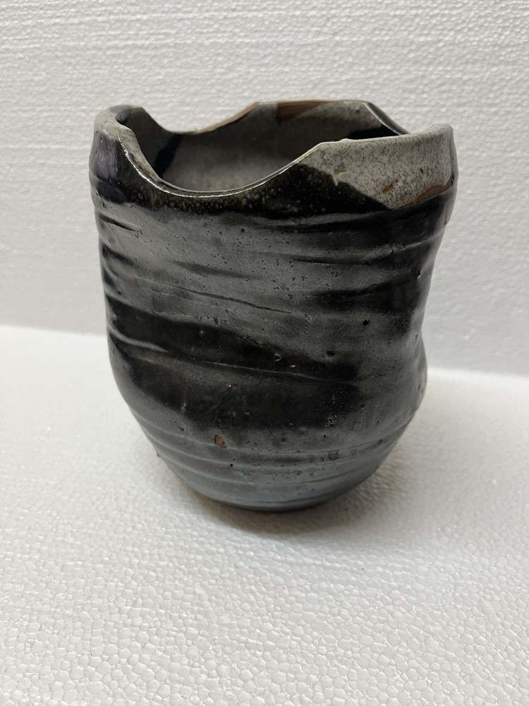 Vtg Glazed Signed Pottery Planter 80’s