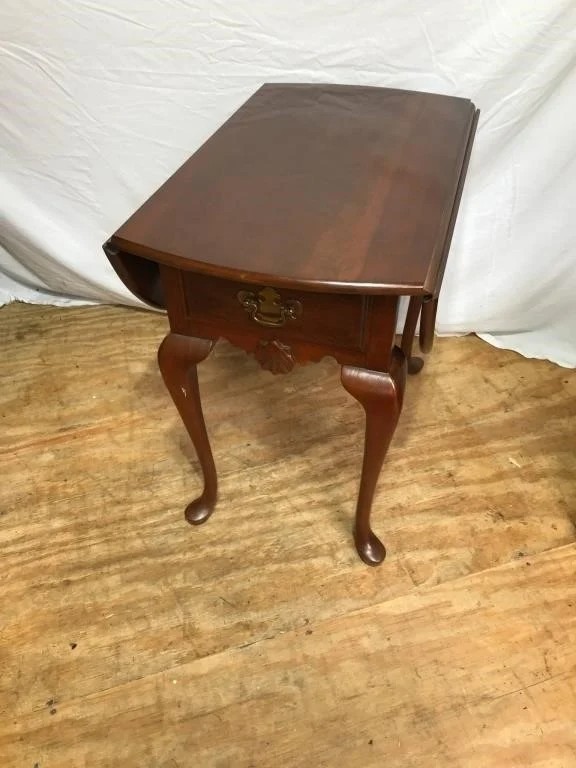 Cherry Queen Anne Drop Leaf Table