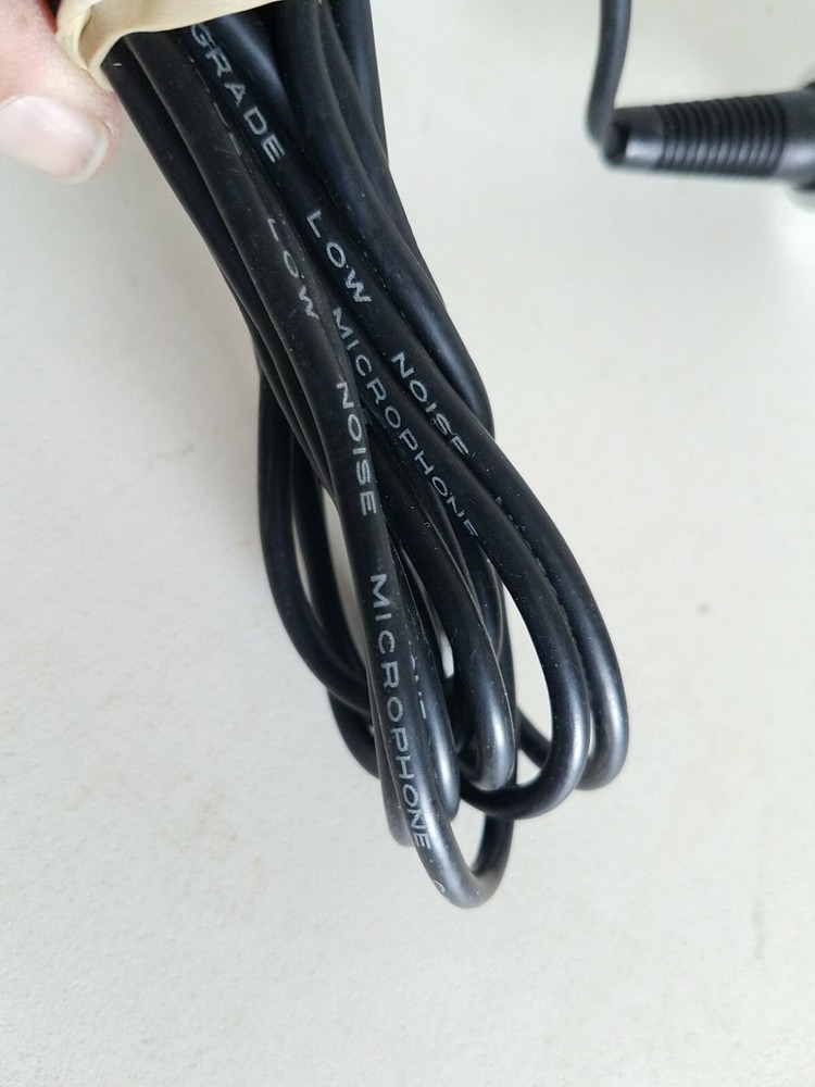 Handheld Dynamic Karaoke Computer MICROPHONE Vocal DJ PA Mic