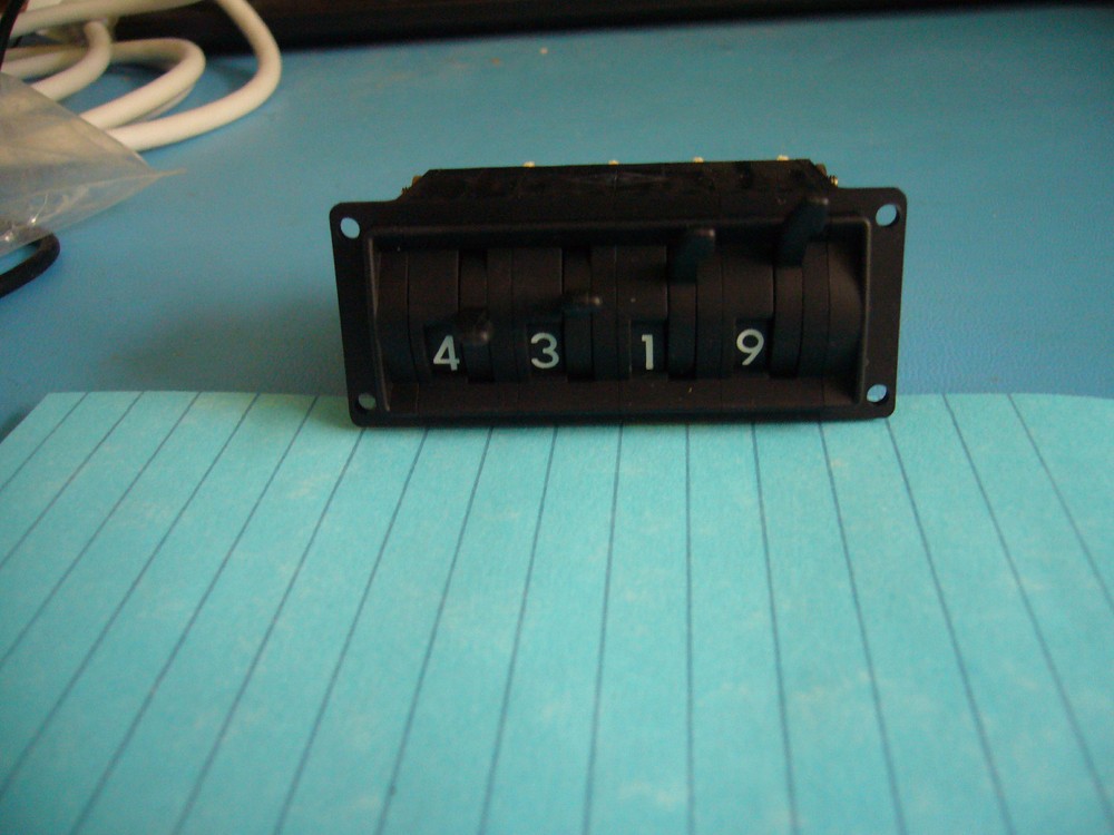 mini-lever-  (DIGITRAN) 4-gang coded  switch  28115-4