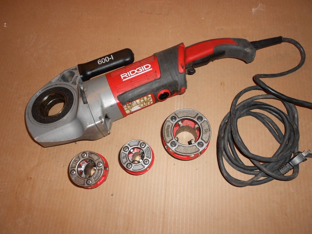 RIDGID MODEL 600-i POWER PIPE THREADER WITH 3 DIES